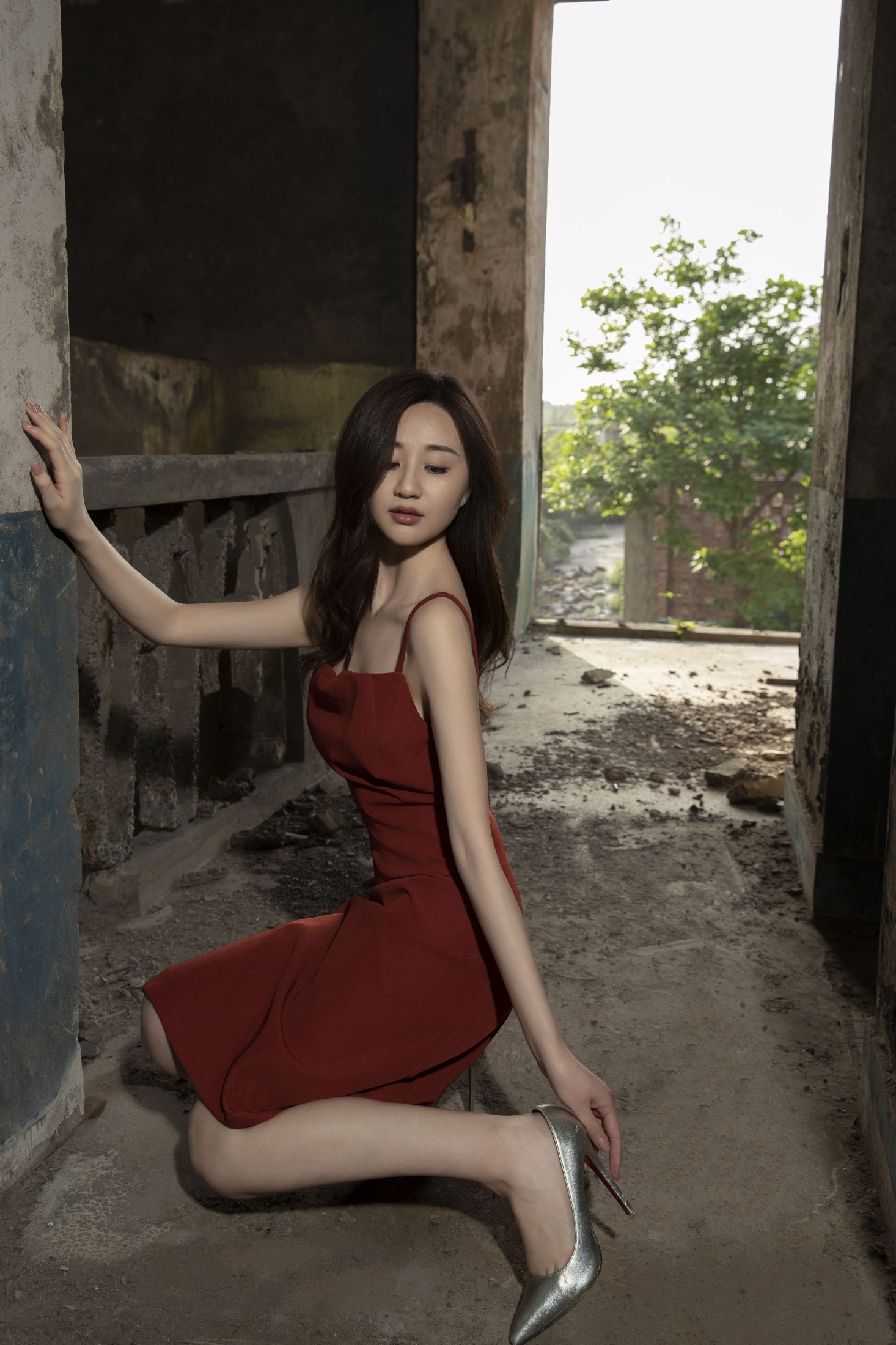 小鱼儿 – 《RED WALLS》[33P] 插图5